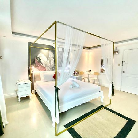 Hotel Euroasia By Bluebookers Angeles Buitenkant foto